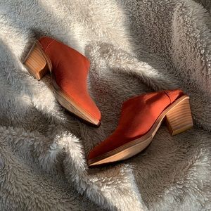 Poppy Barley Heeled Mule